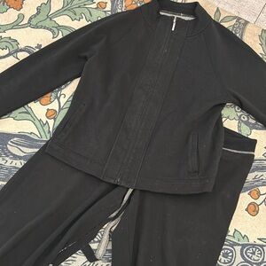 Co & Eddy Double Duty Knit Black Grey Two Piece Lounge Set Size Medium